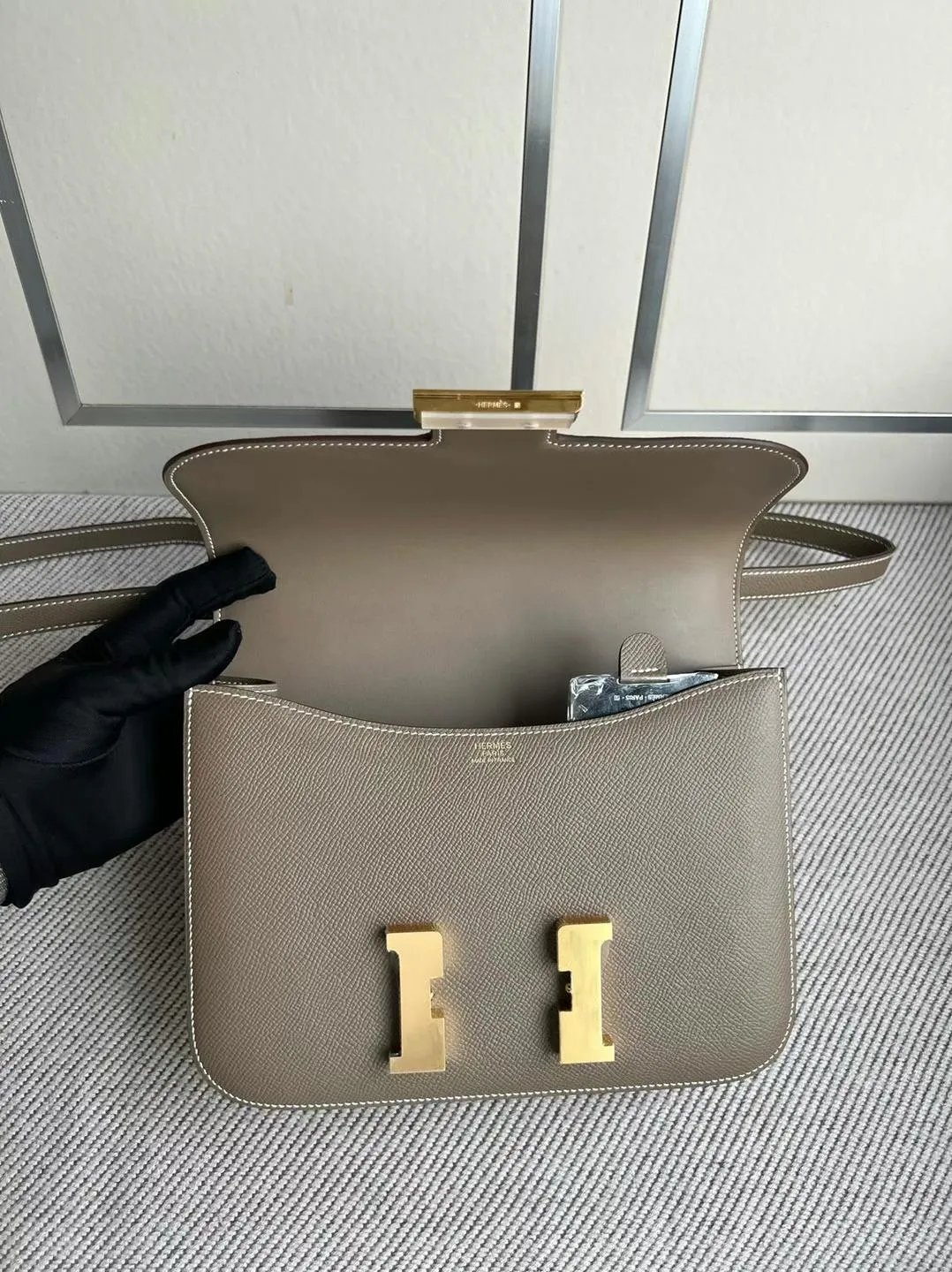 Constance 24