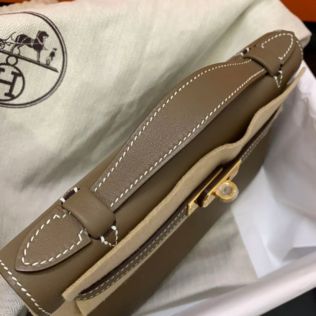 Kelly Pochette 22