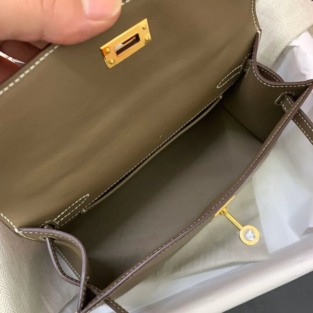 Kelly Pochette 22