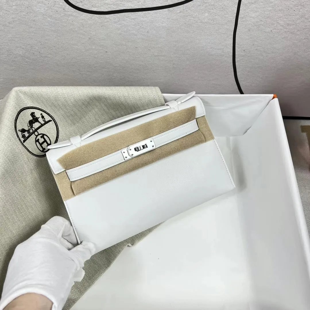 Kelly Pochette 22