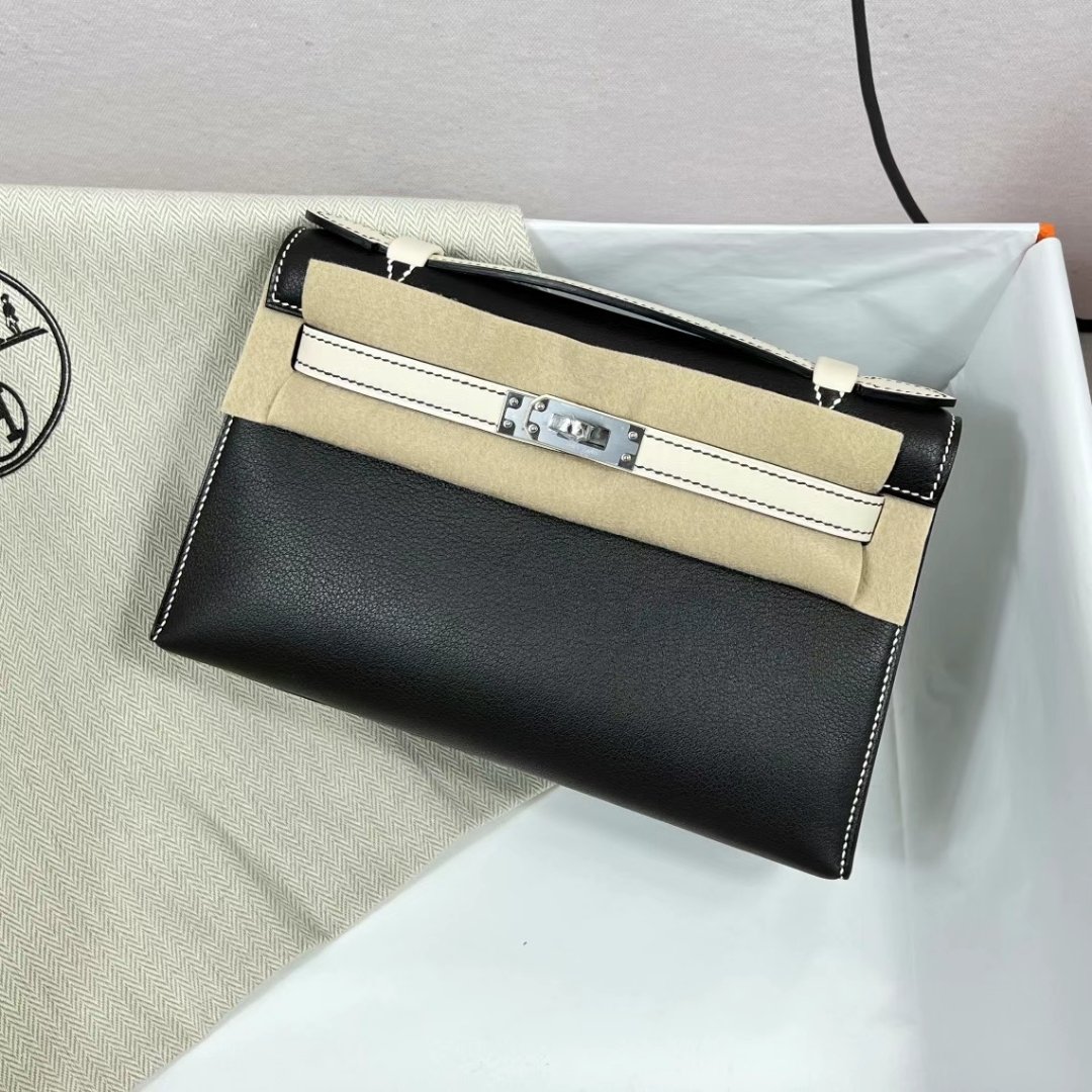 Kelly Pochette 22