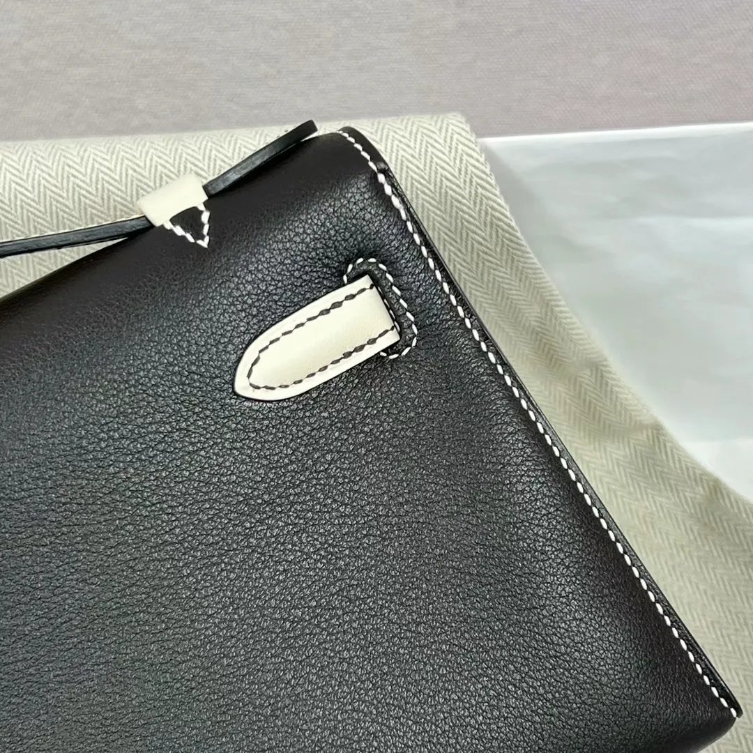 Kelly Pochette 22