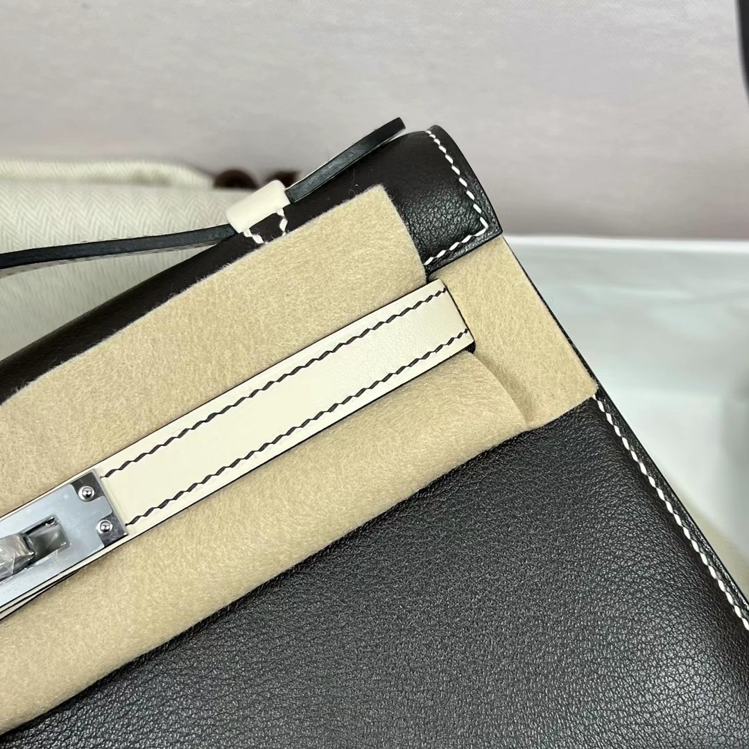 Kelly Pochette 22