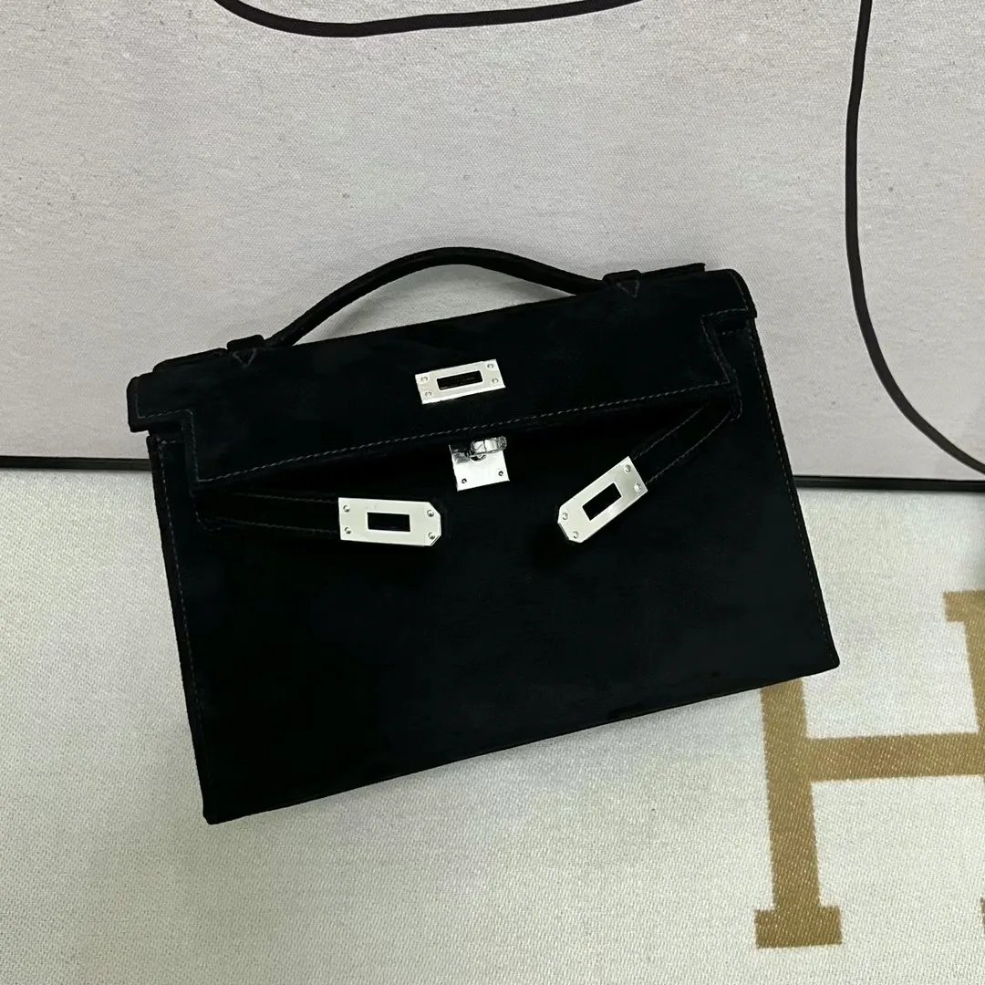 Kelly Pochette 22