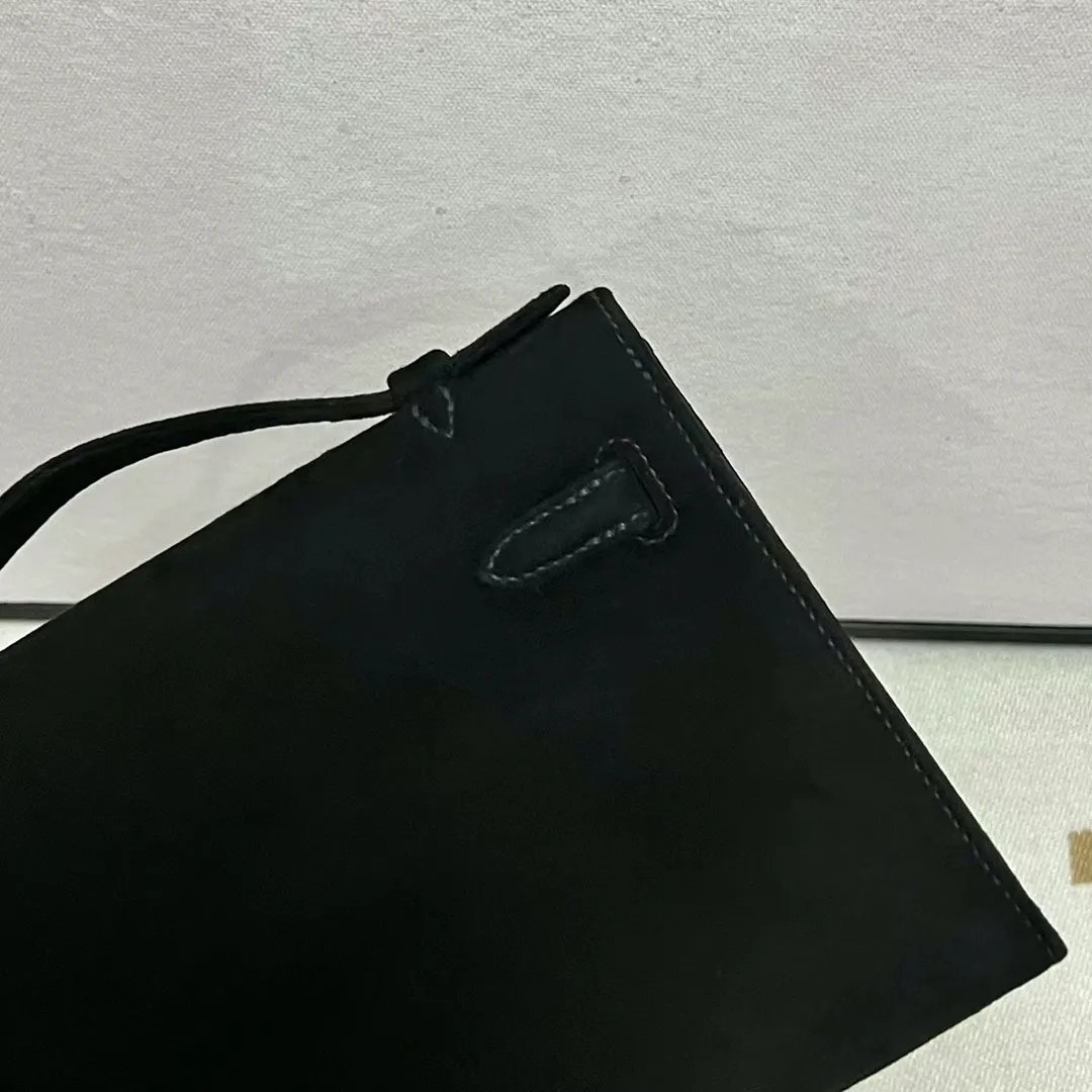 Kelly Pochette 22