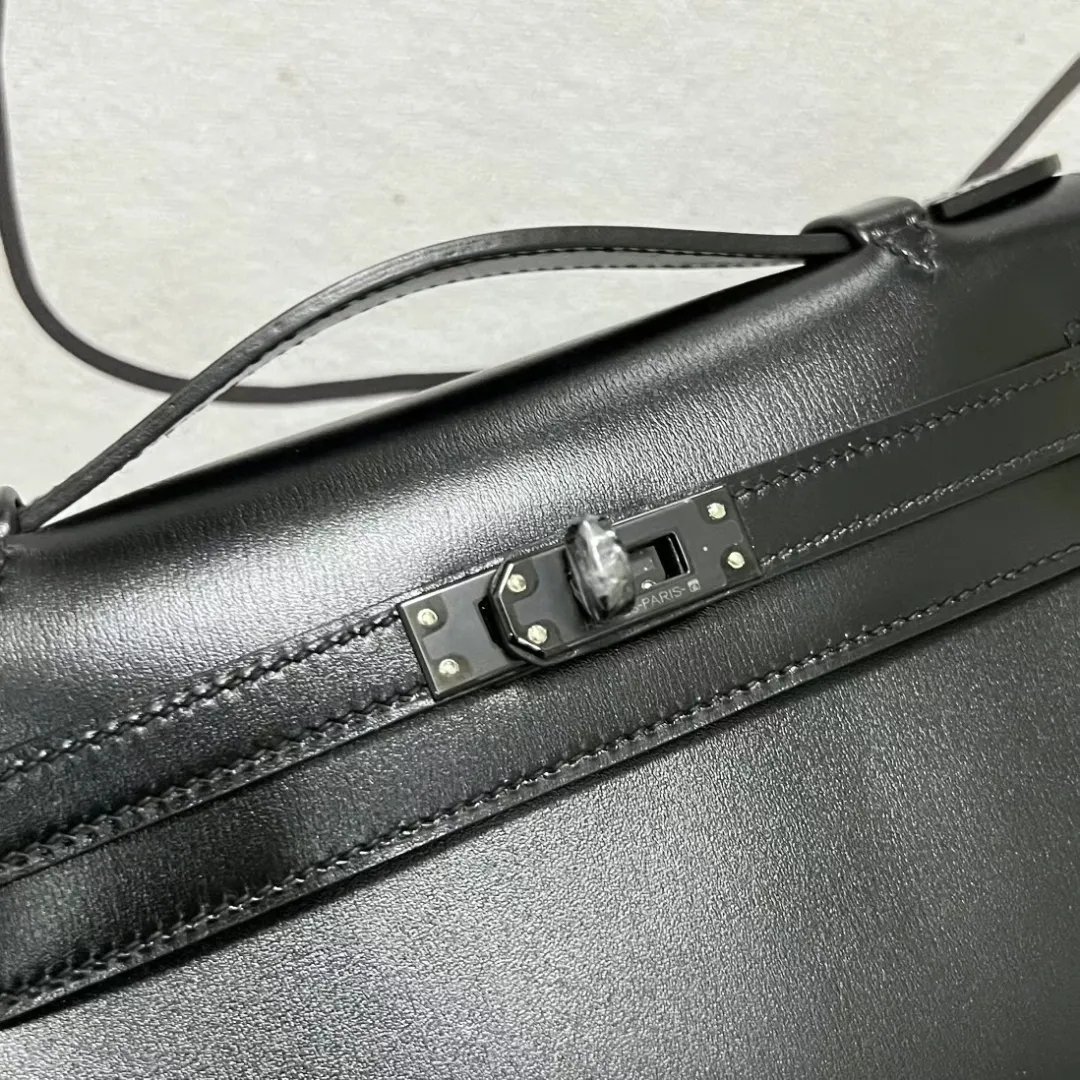 Kelly Pochette 22