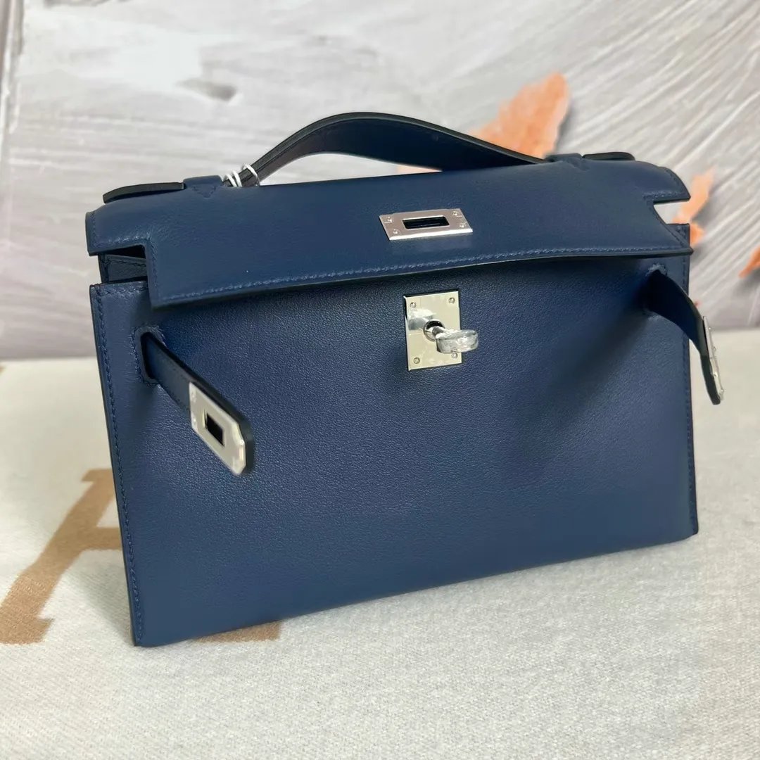 Kelly Pochette 22