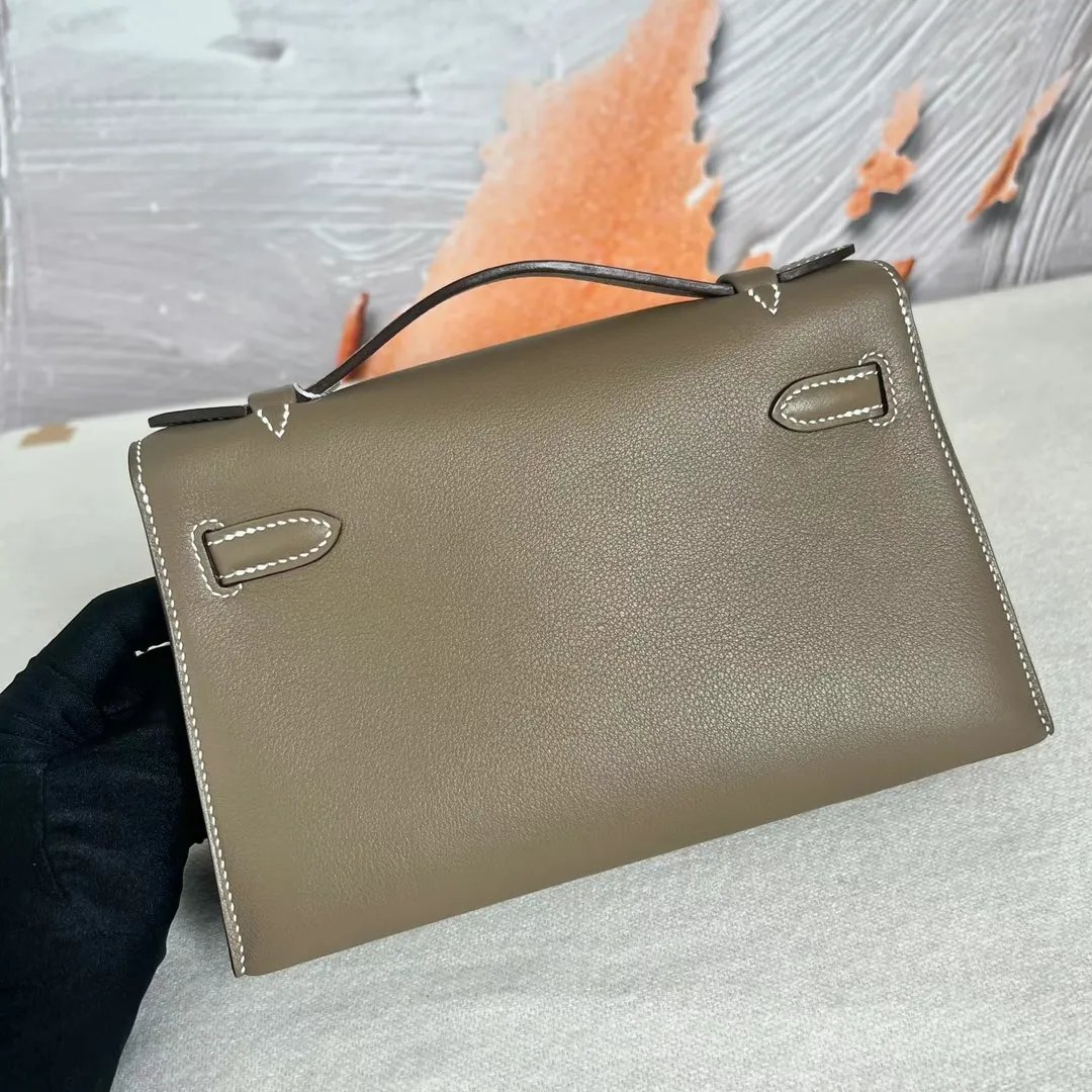 Kelly Pochette 22
