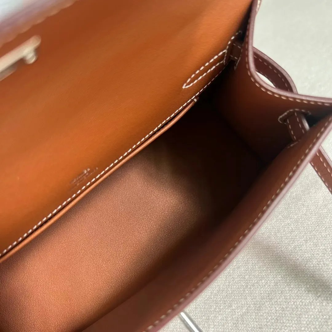 Kelly Pochette 22