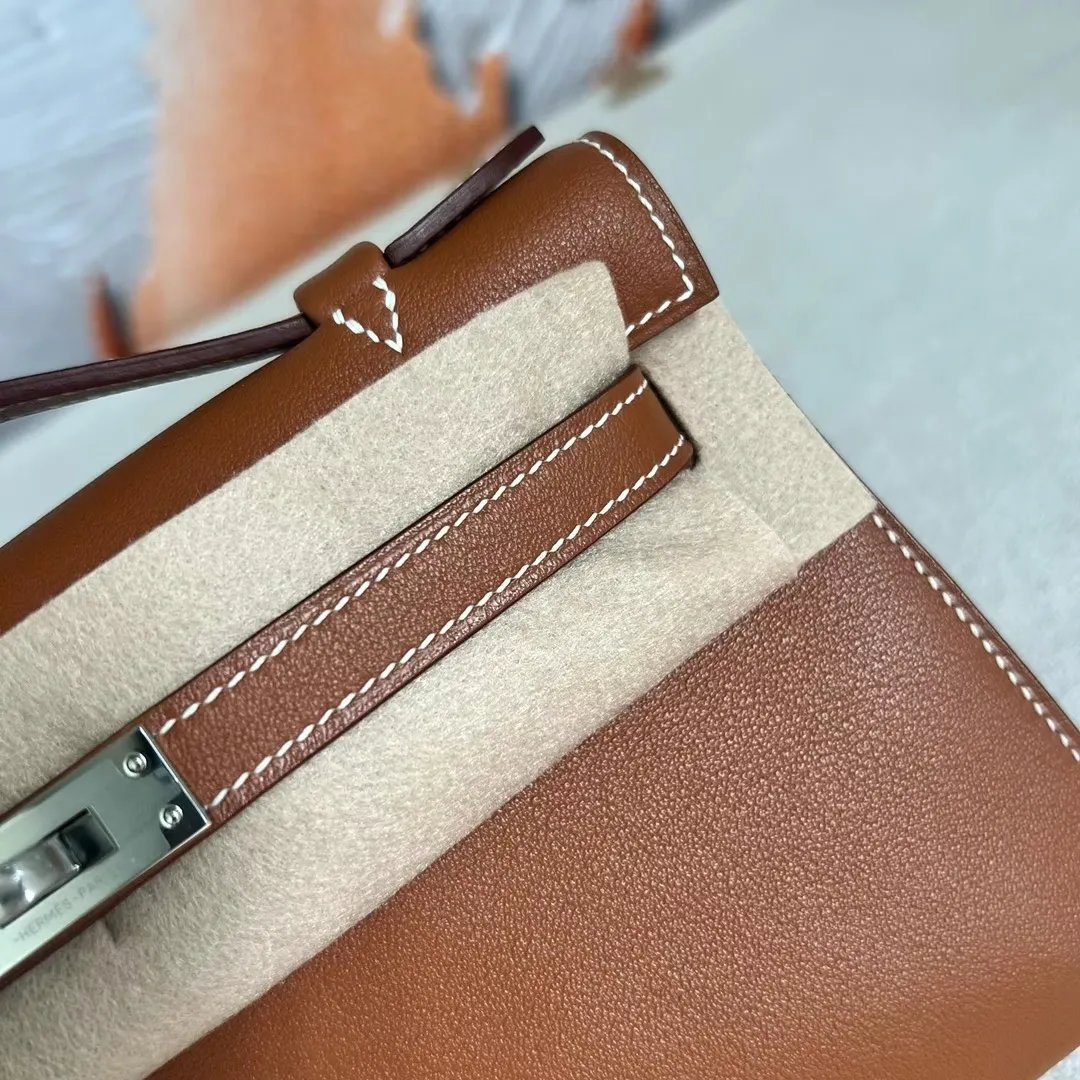 Kelly Pochette 22