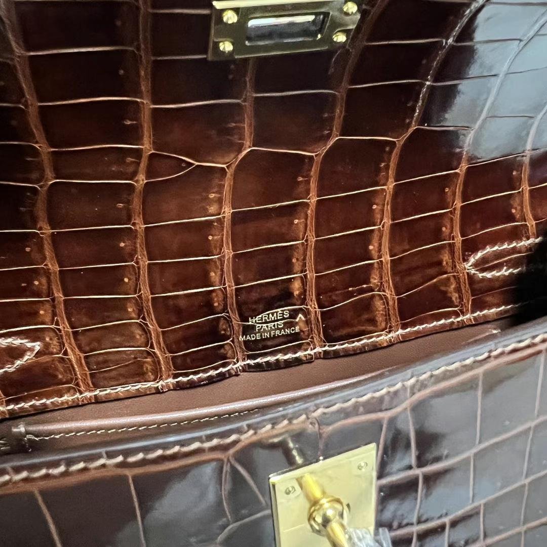 Kelly Pochette 22