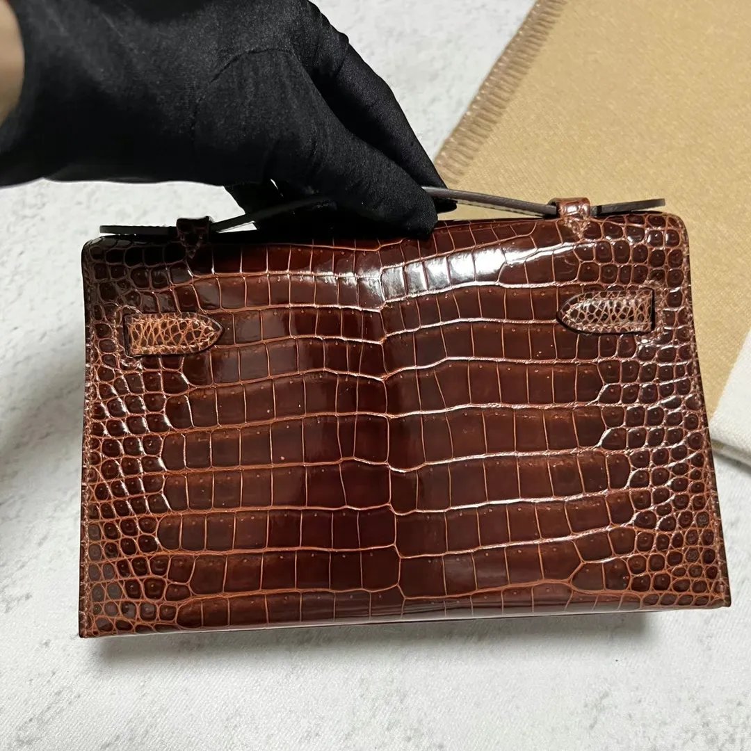 Kelly Pochette 22