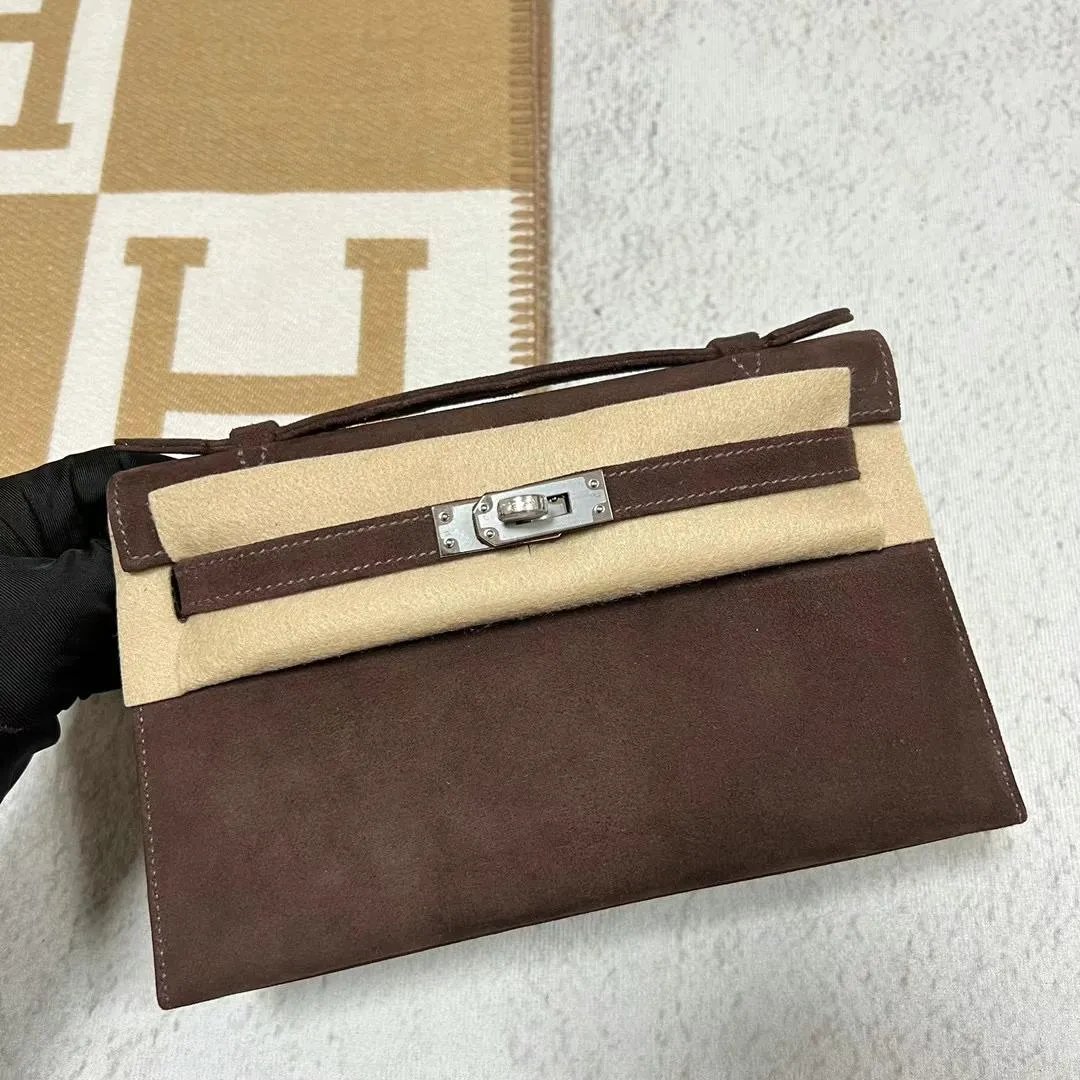 Kelly Pochette 22