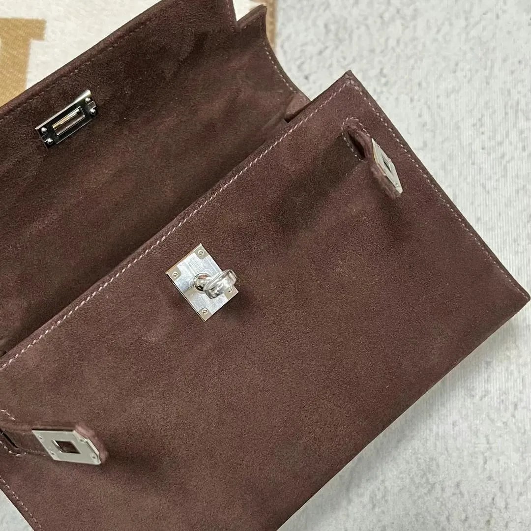 Kelly Pochette 22