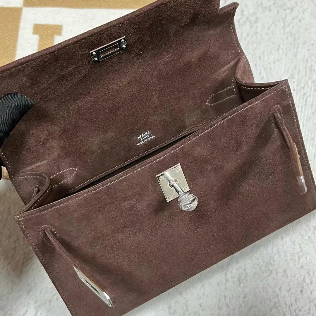 Kelly Pochette 22