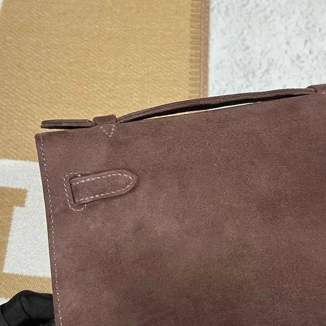Kelly Pochette 22