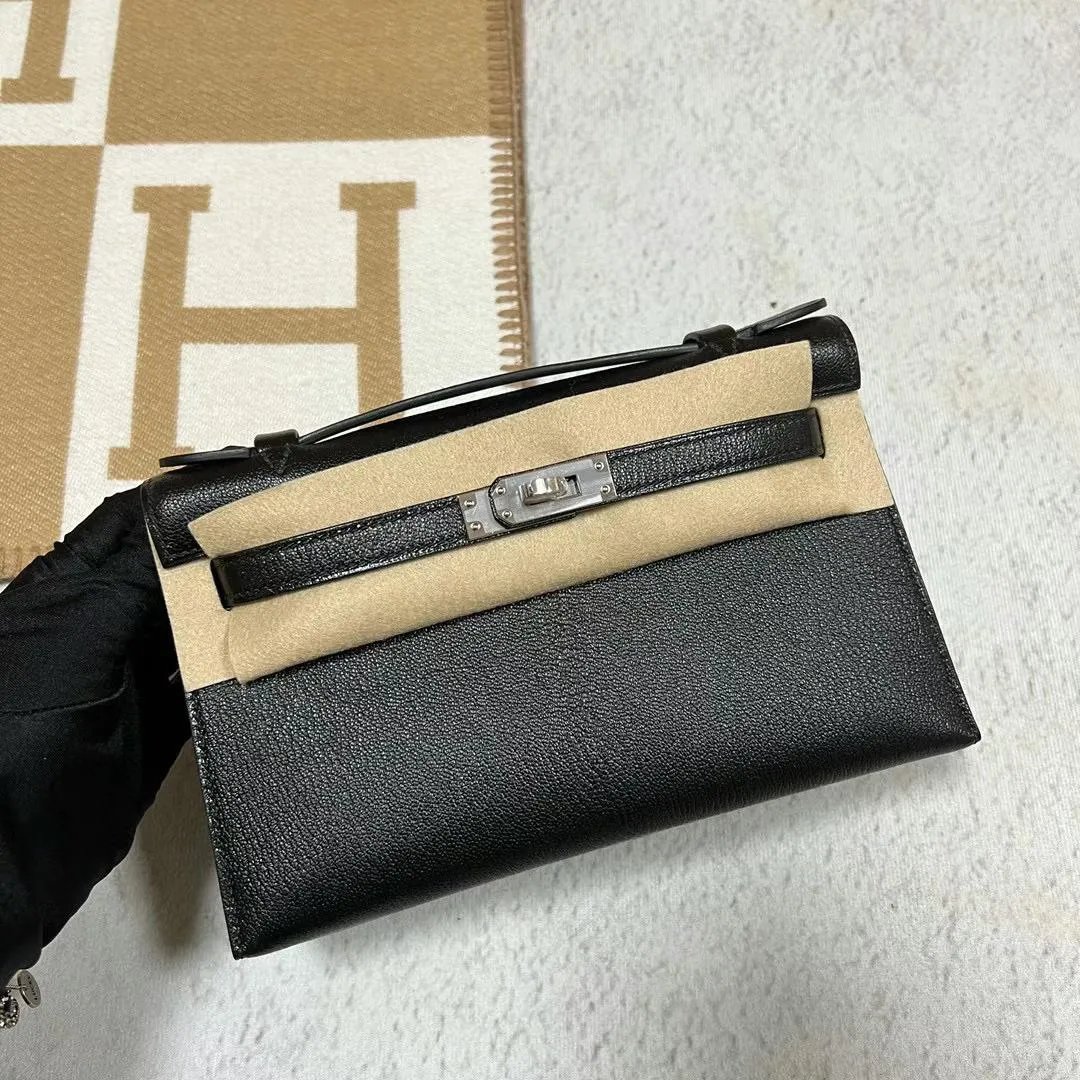 Kelly Pochette 22