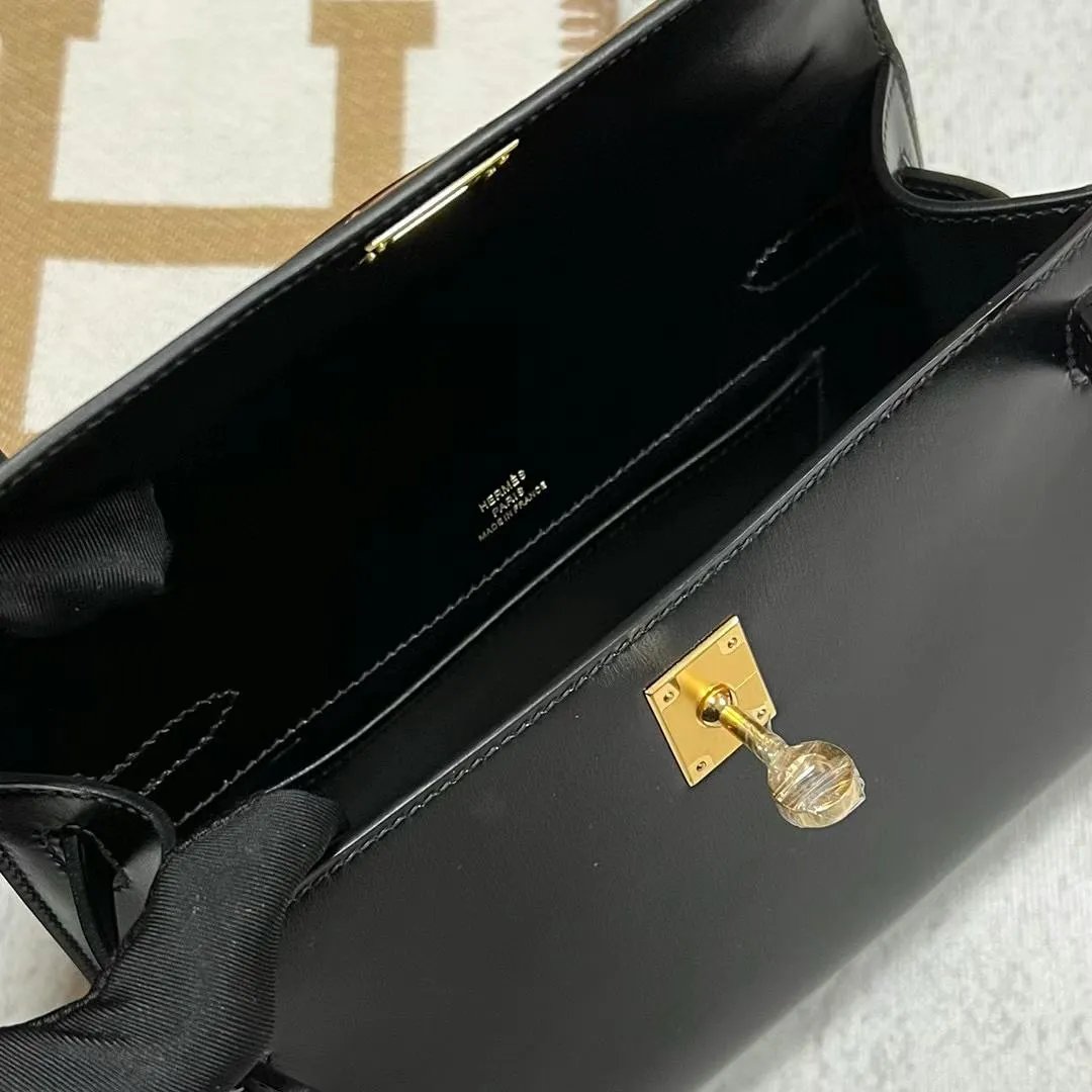 Kelly Pochette 22