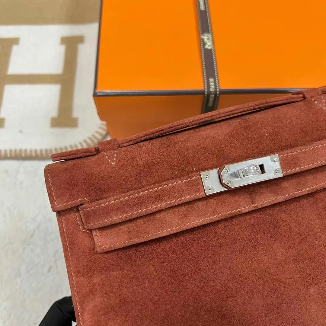Kelly Pochette 22