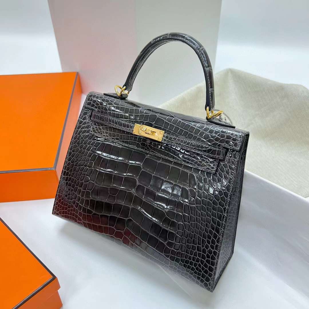 Kelly Pochette 22