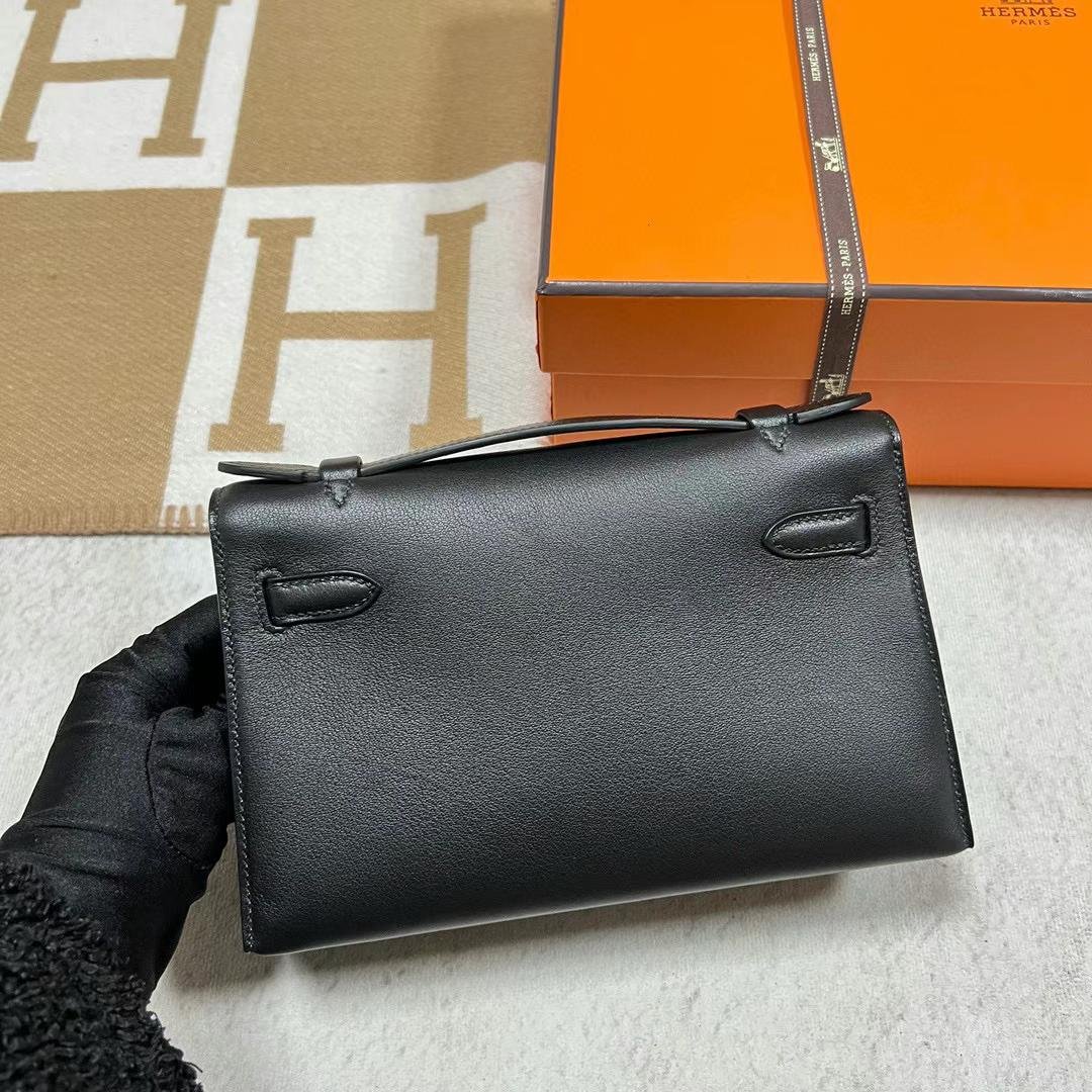 Kelly Pochette 22