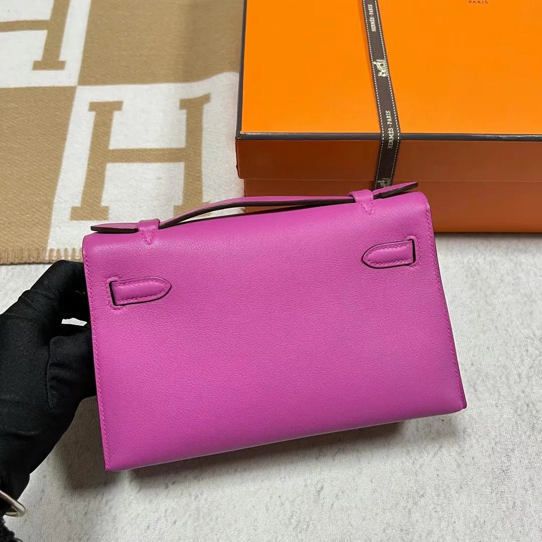 Kelly Pochette 22