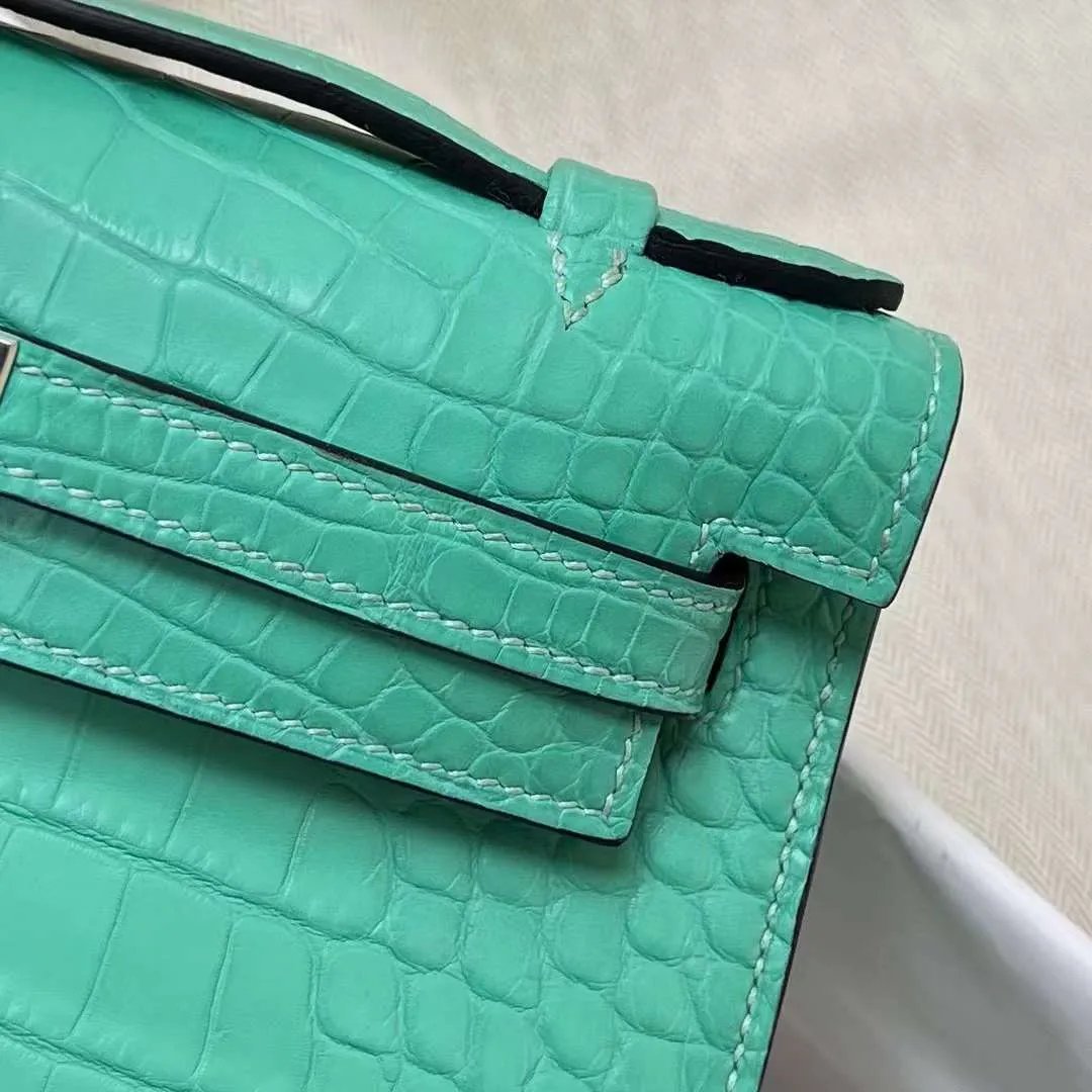 Kelly Pochette 22