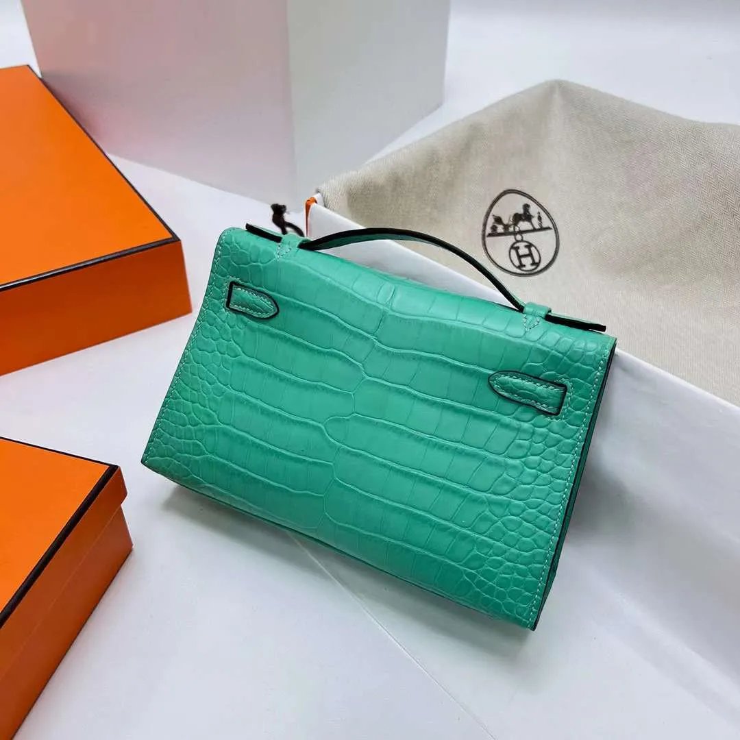 Kelly Pochette 22
