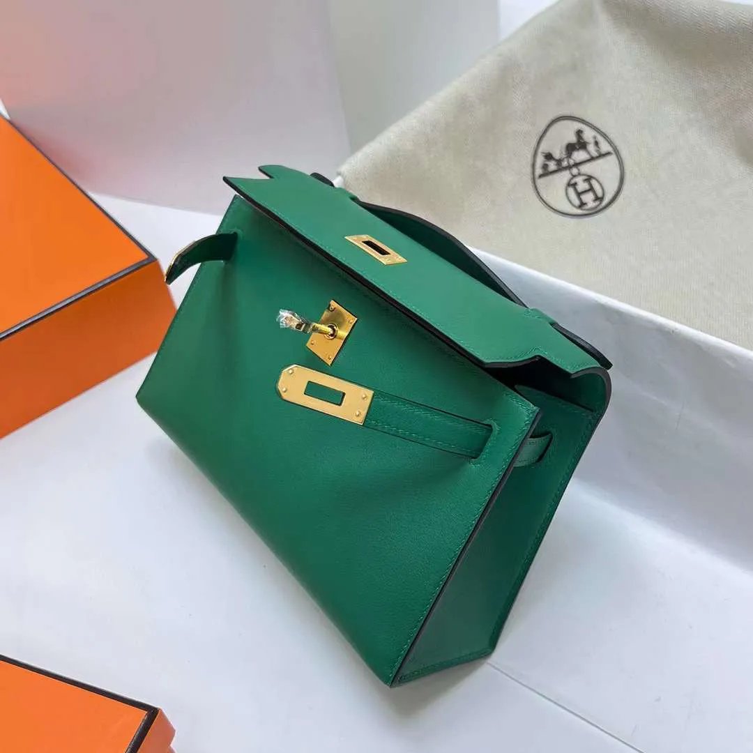 Kelly Pochette 22