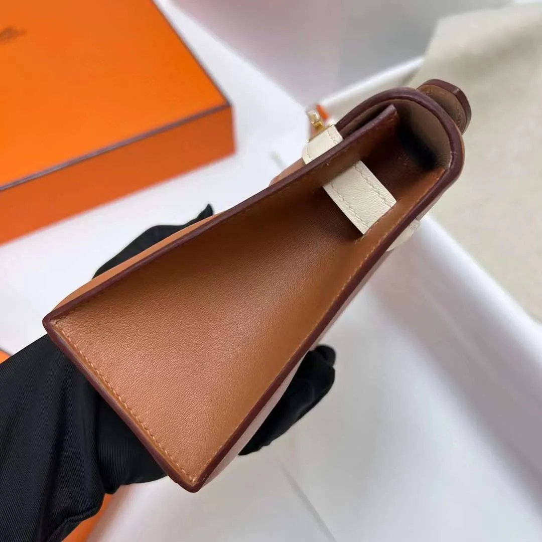 Kelly Pochette 22
