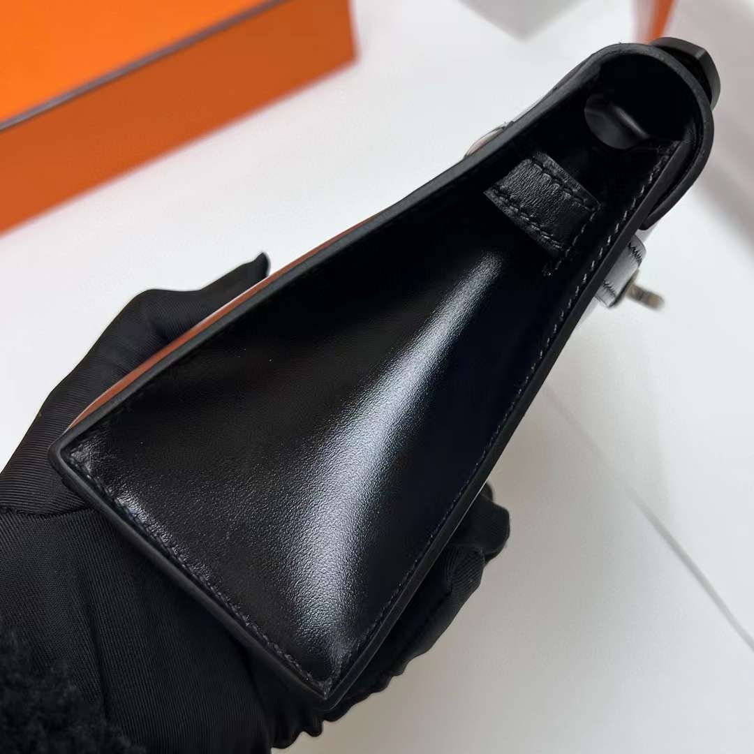 Kelly Pochette 22