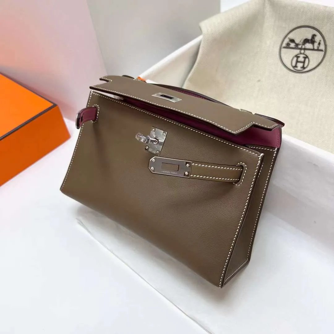 Kelly Pochette 22