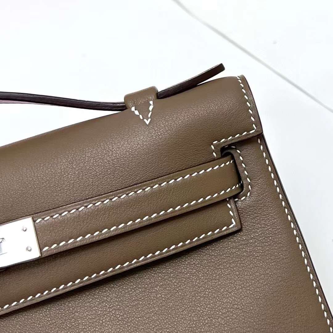 Kelly Pochette 22