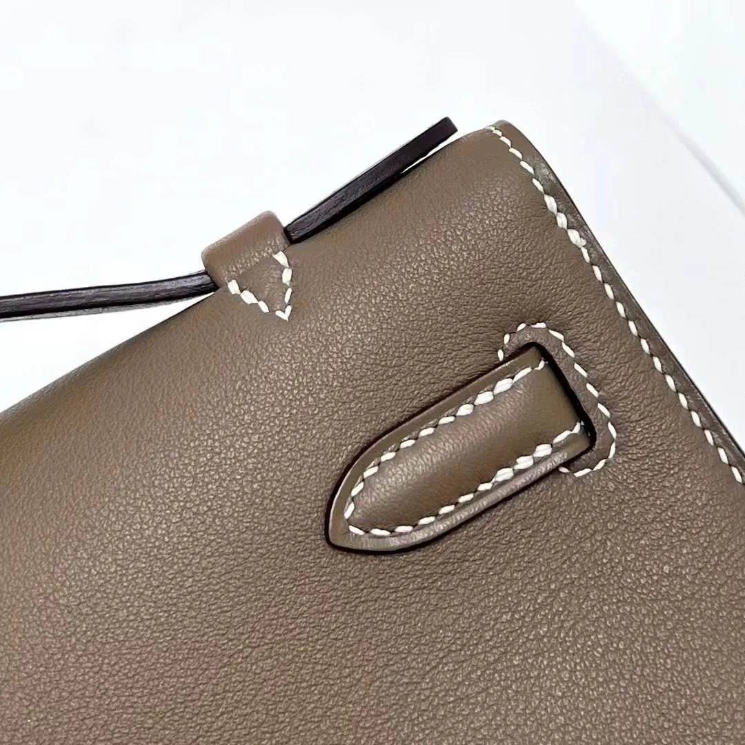 Kelly Pochette 22