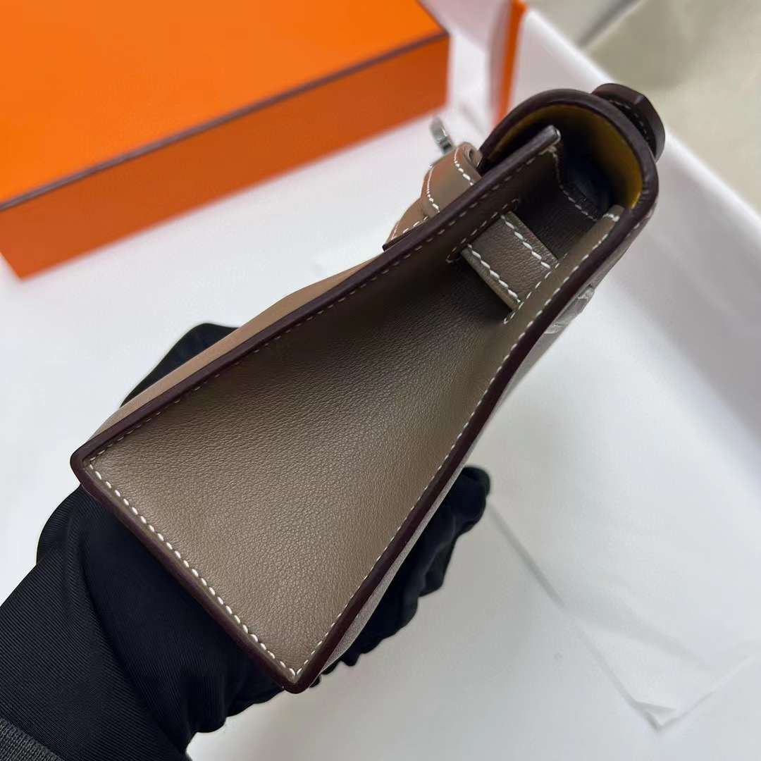 Kelly Pochette 22