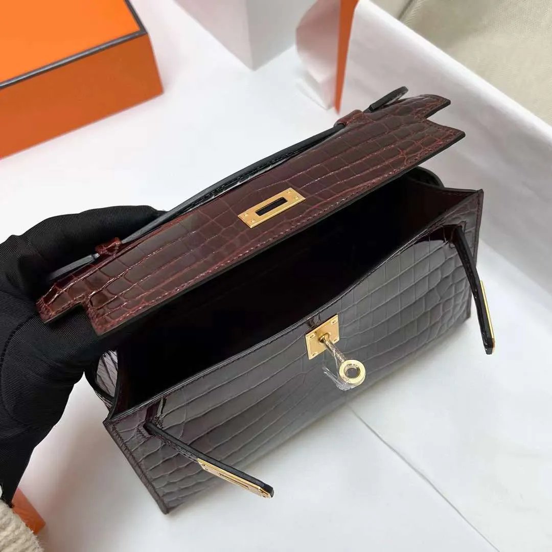 Kelly Pochette 22