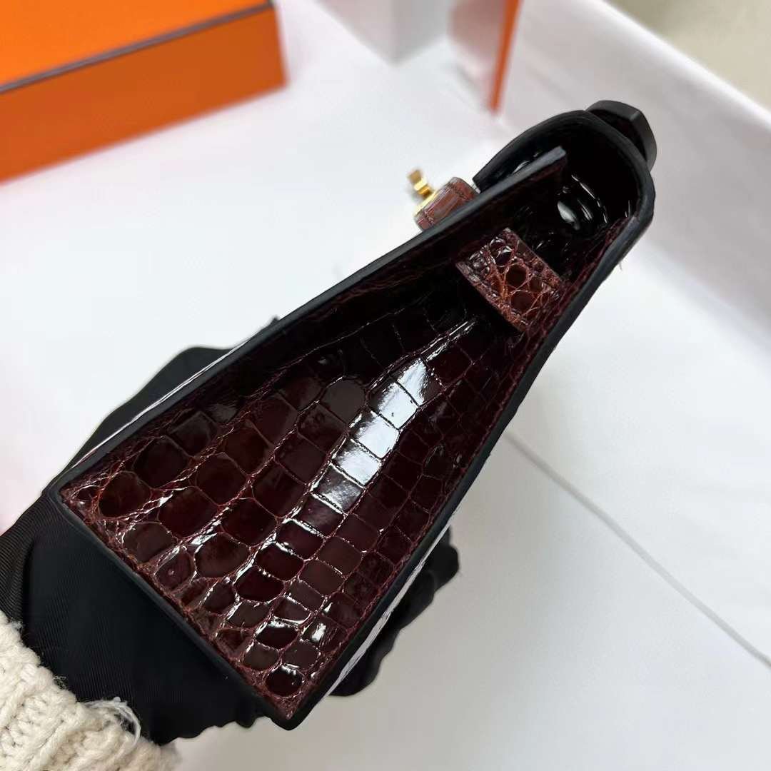 Kelly Pochette 22