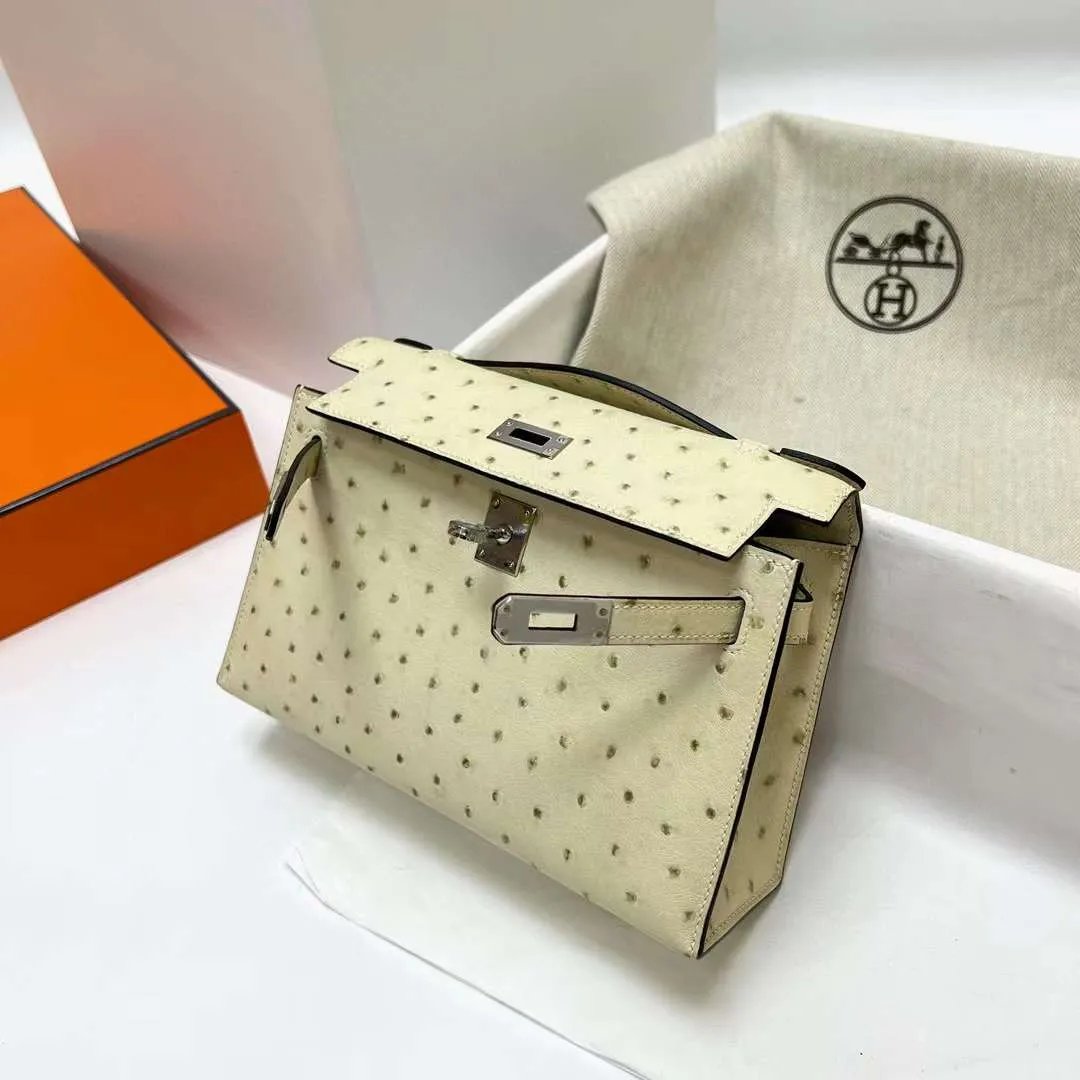Kelly Pochette 22