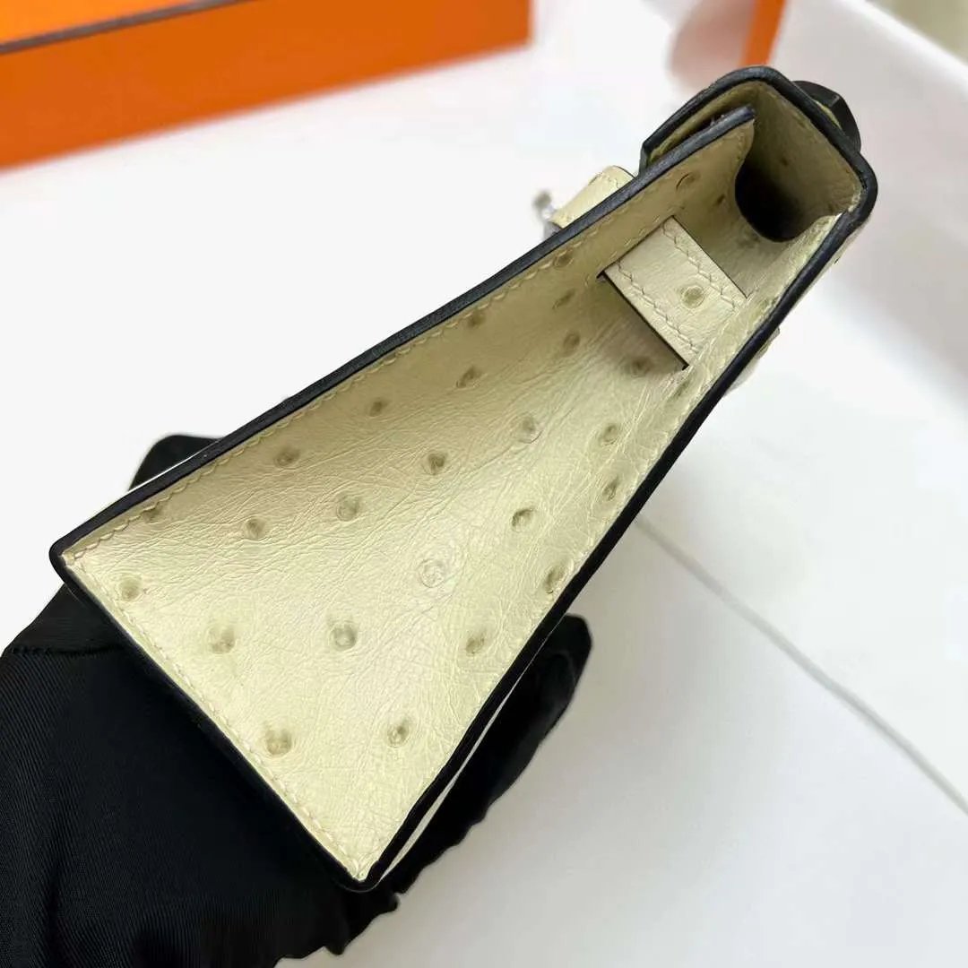 Kelly Pochette 22