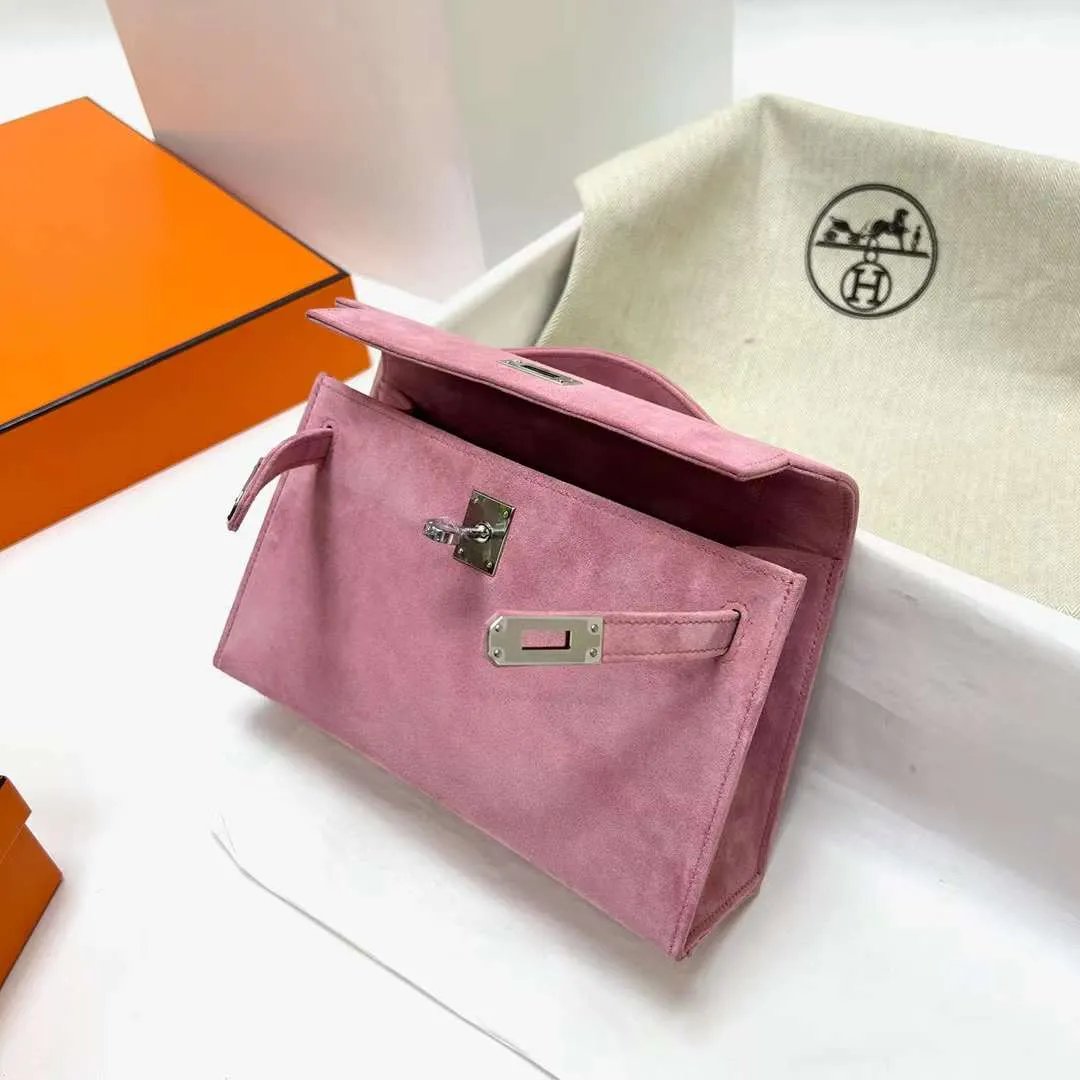 Kelly Pochette 22