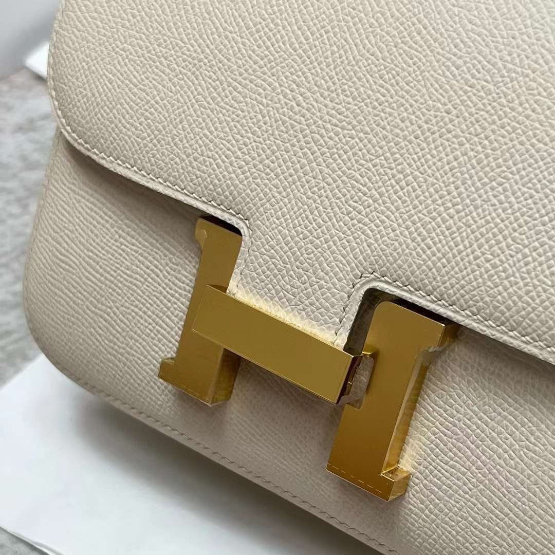 Constance 18