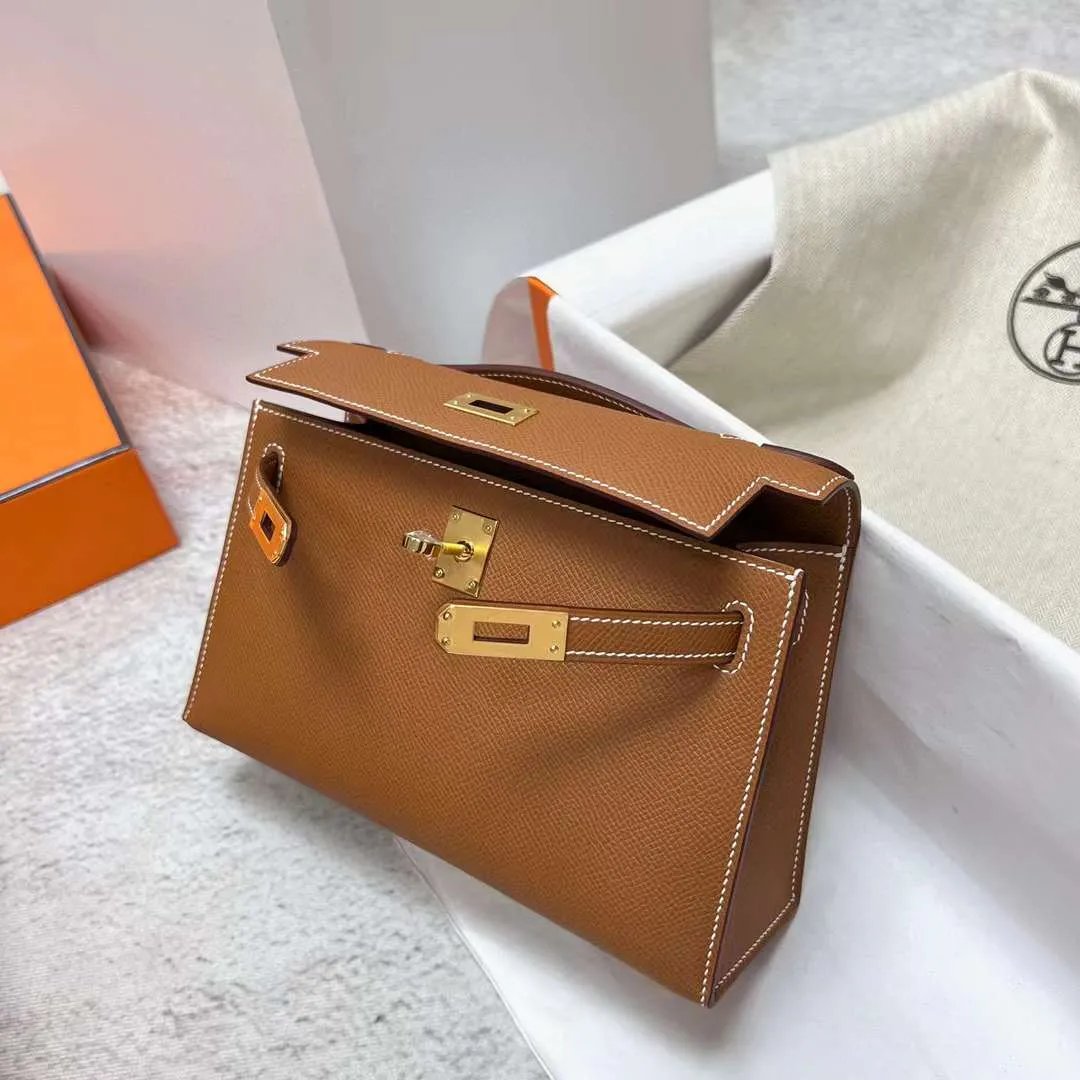 Kelly Pochette 22