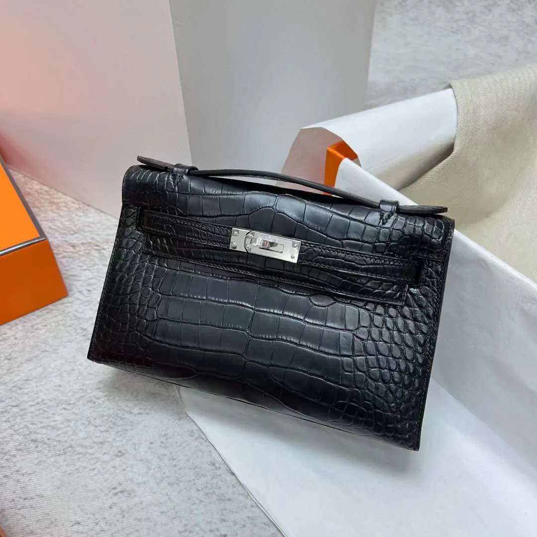 Kelly Pochette 22