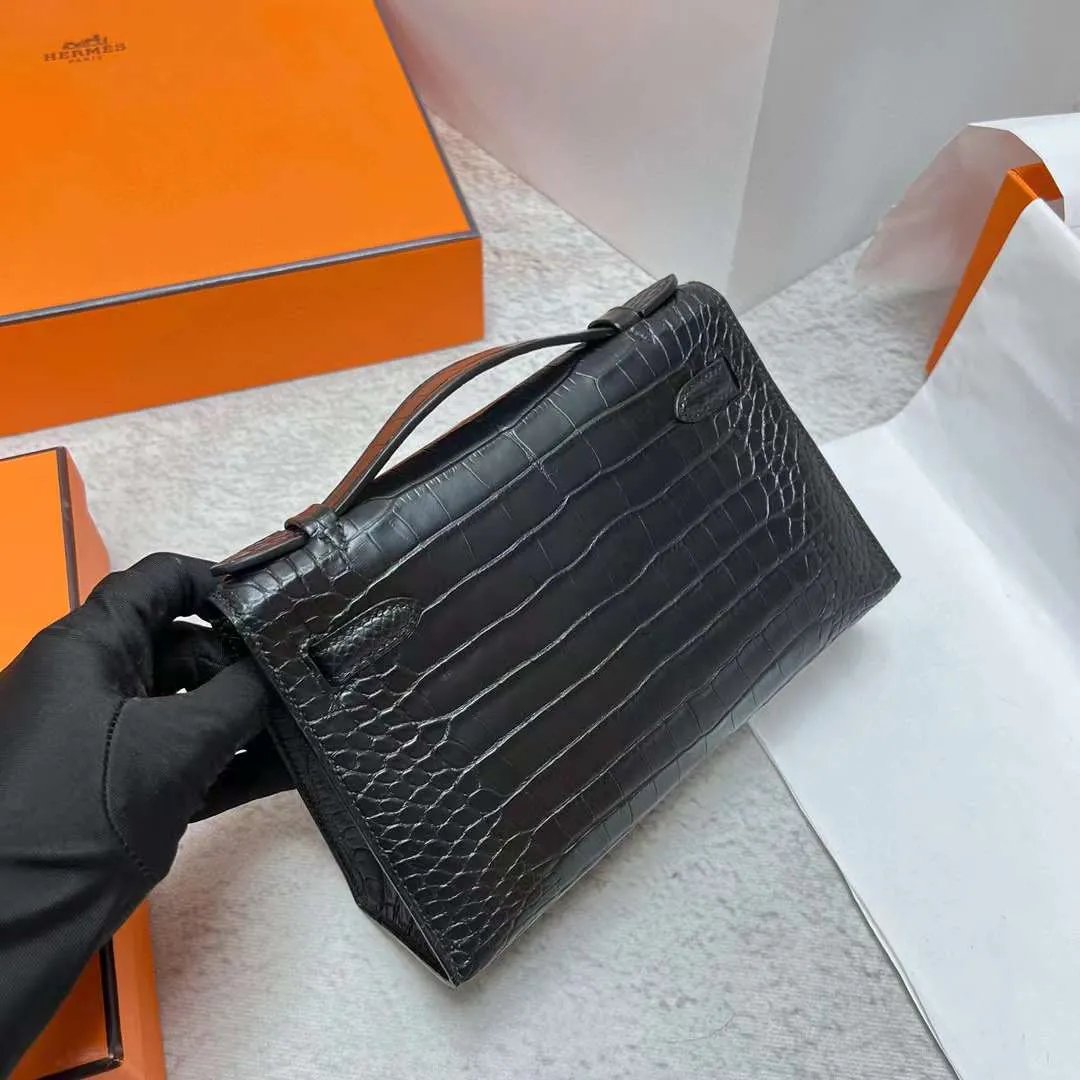 Kelly Pochette 22