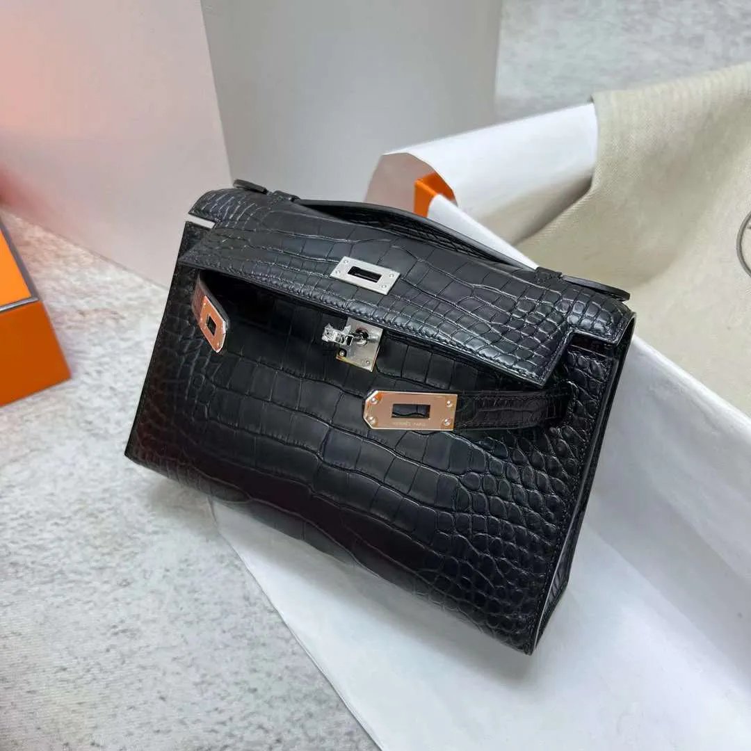 Kelly Pochette 22