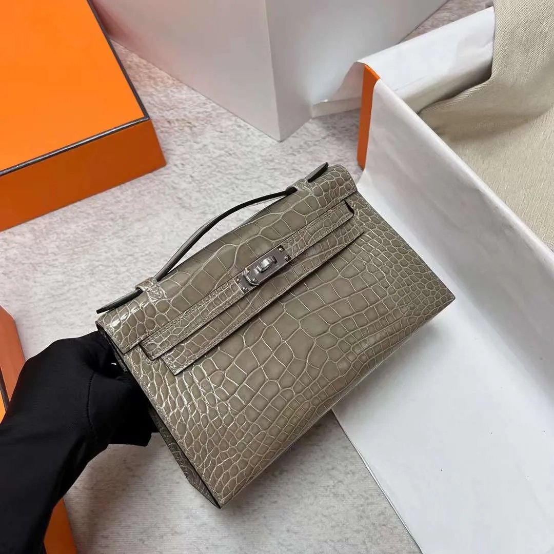 Kelly Pochette 22