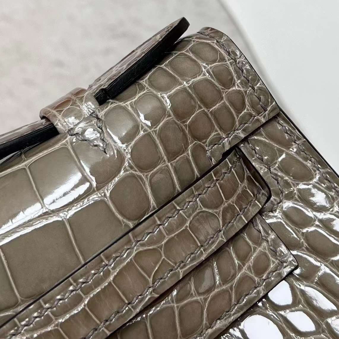 Kelly Pochette 22