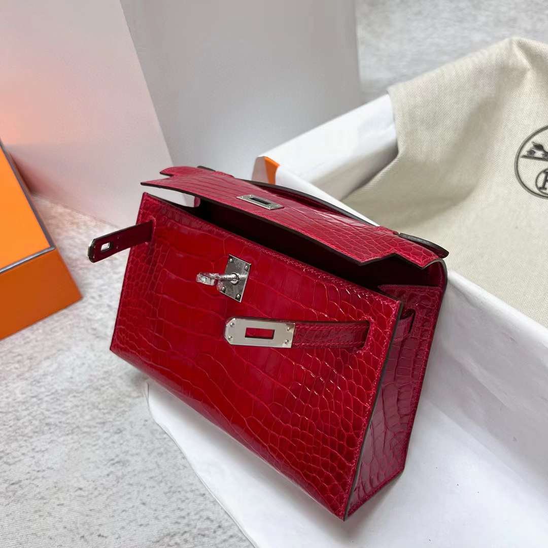 Kelly Pochette 22