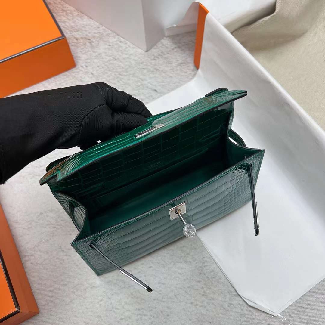 Kelly Pochette 22