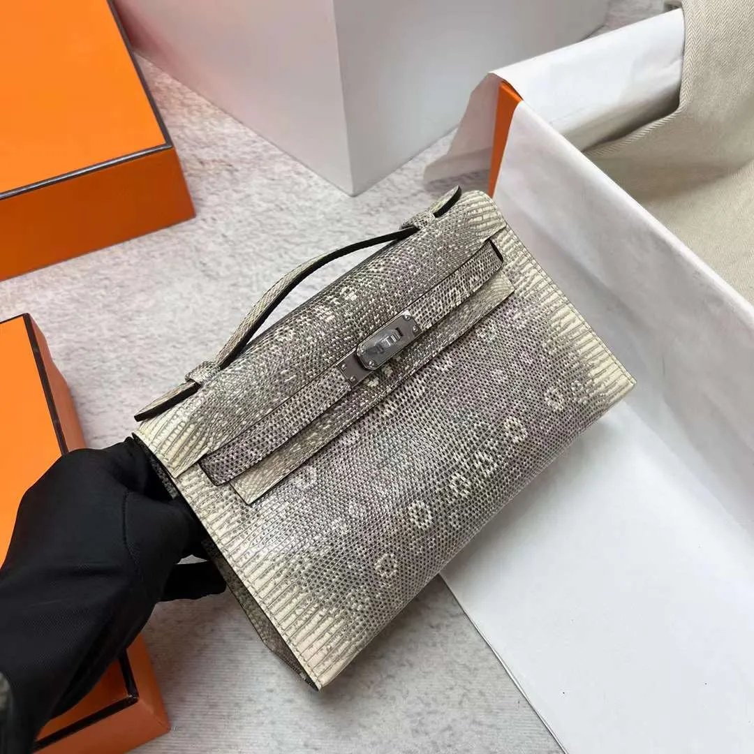 Kelly Pochette 22